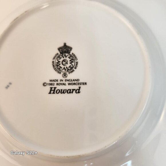 Royal Worcester Howard Bone China Salad Lunch Plate Navy Blue Gold Trim 1982 Eng - Picture 3 of 7